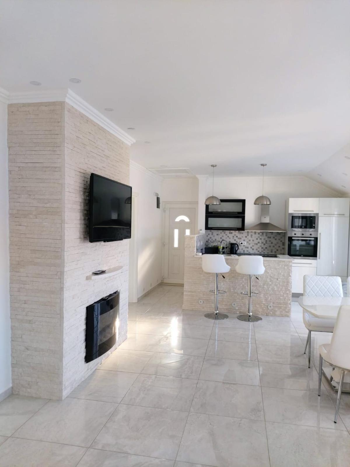Apartments Brac Supetar Ruang foto